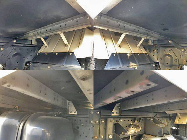 いすゞエルフパネルバン小型（2t・3t）[写真19]