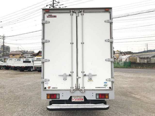 いすゞエルフパネルバン小型（2t・3t）[写真08]