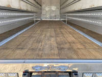 三菱ふそうスーパーグレートアルミウイング大型（10t）[写真14]