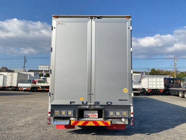 三菱ふそうスーパーグレートアルミウイング大型（10t）[写真08]