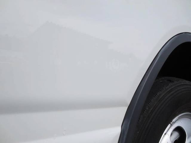 日産アトラス平ボディ小型（2t・3t）[写真12]