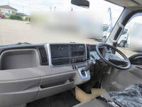 日産アトラス平ボディ小型（2t・3t）[写真09]