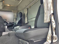 日野プロフィアアルミウイング大型（10t）[写真22]