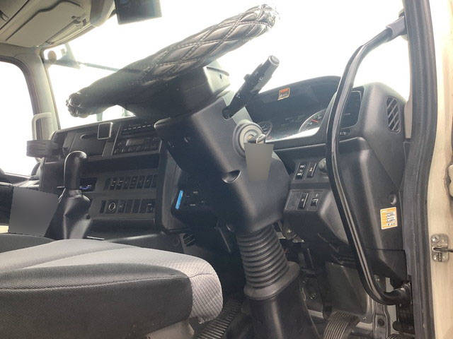 日野プロフィアアルミウイング大型（10t）[写真25]