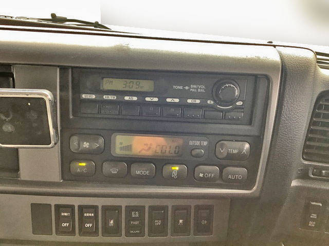 日野プロフィアアルミウイング大型（10t）[写真30]