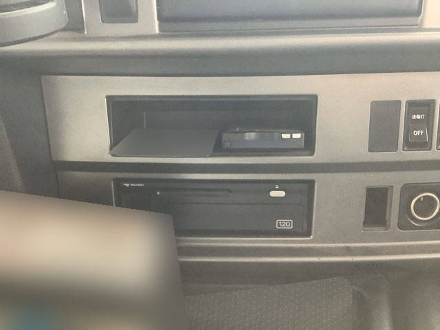 日野プロフィアアルミウイング大型（10t）[写真32]