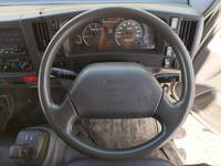 いすゞエルフ冷凍車（冷蔵車）小型（2t・3t）[写真31]