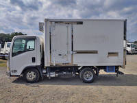 いすゞエルフ冷凍車（冷蔵車）小型（2t・3t）[写真05]