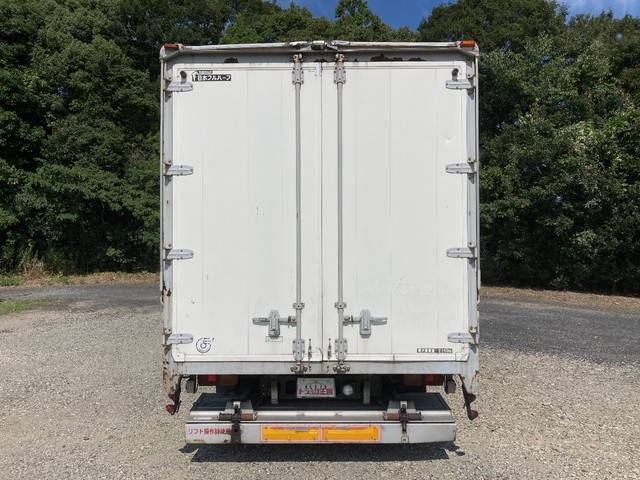 いすゞフォワードアルミウイング中型（4t）[写真11]