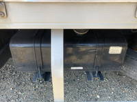 いすゞフォワードアルミウイング中型（4t）[写真21]