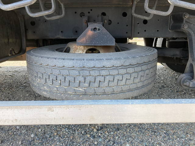 いすゞフォワードアルミウイング中型（4t）[写真23]