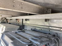 いすゞフォワードアルミウイング中型（4t）[写真25]