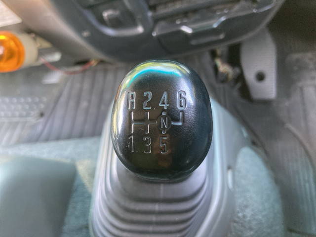 いすゞフォワードアルミウイング中型（4t）[写真38]