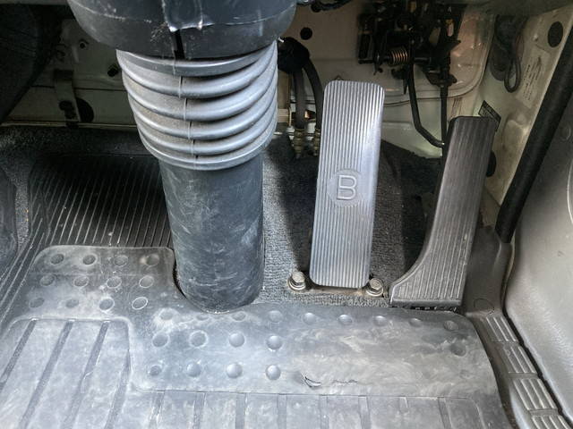 いすゞフォワードアルミウイング中型（4t）[写真39]