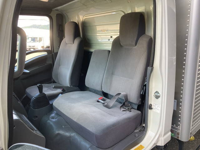 いすゞエルフアルミバン小型（2t・3t）[写真21]