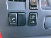 いすゞエルフアルミバン小型（2t・3t）[写真32]