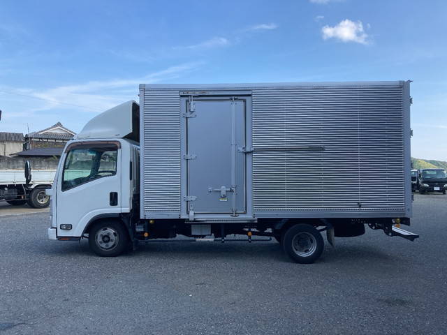 いすゞエルフアルミバン小型（2t・3t）[写真05]