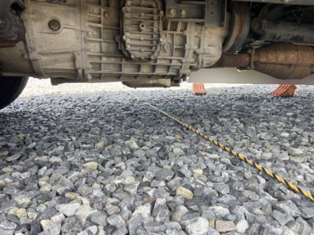 いすゞフォワードアルミウイング中型（4t）[写真13]