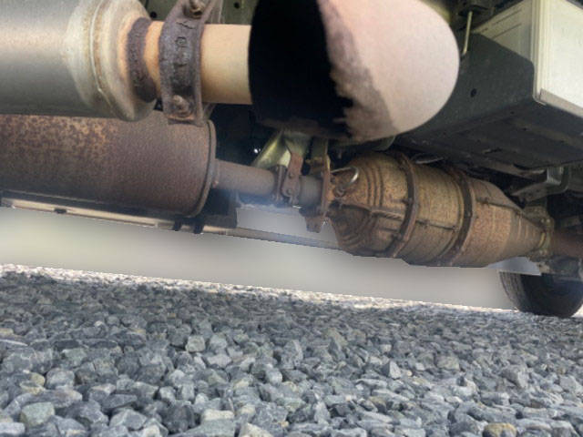 いすゞフォワードアルミウイング中型（4t）[写真14]