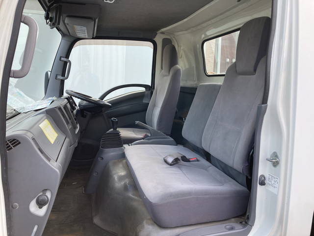 いすゞエルフ平ボディ小型（2t・3t）[写真28]