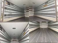 日野レンジャー冷凍車（冷蔵車）中型（4t）[写真12]