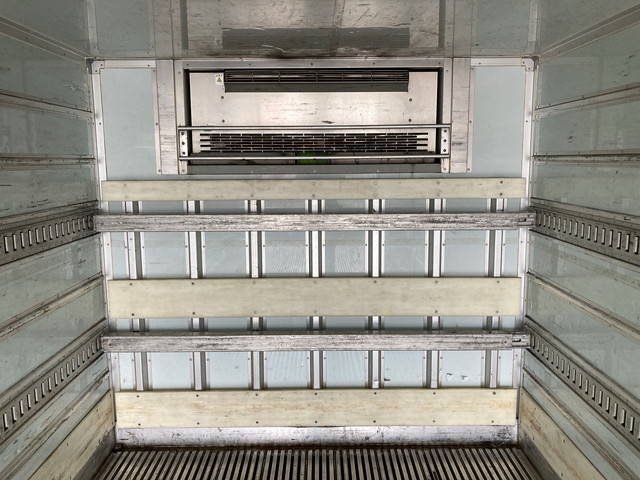 日野レンジャー冷凍車（冷蔵車）中型（4t）[写真13]