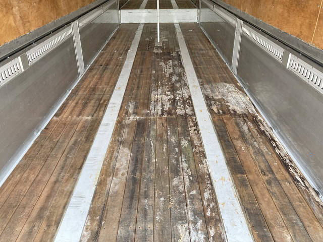 その他のメーカーその他の車種ウイングトレーラー大型（10t）[写真16]