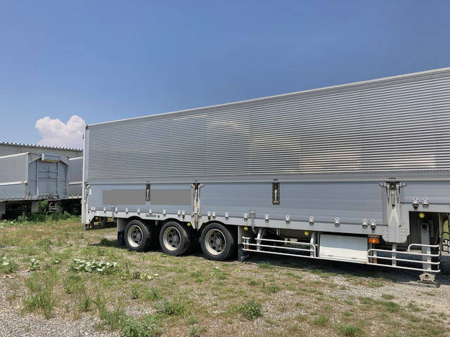 その他のメーカーその他の車種ウイングトレーラー大型（10t）[写真05]