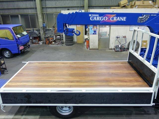 トヨタトヨエースクレーン4段小型（2t・3t）[写真03]