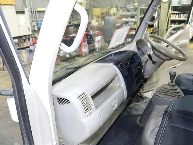 トヨタトヨエースクレーン4段小型（2t・3t）[写真34]