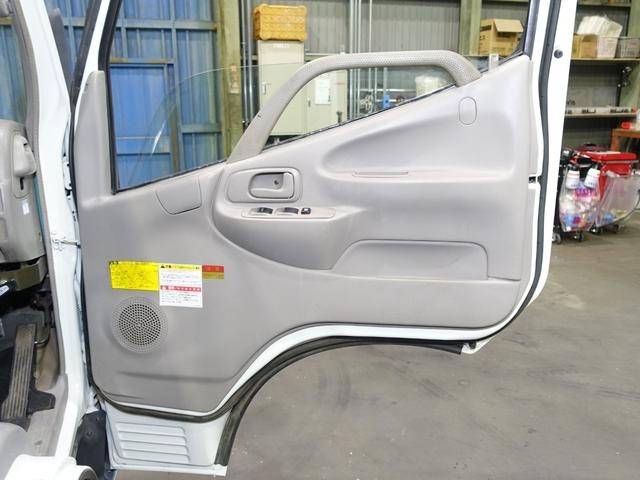 トヨタトヨエースクレーン4段小型（2t・3t）[写真36]