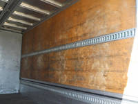 いすゞエルフアルミウイング小型（2t・3t）[写真11]