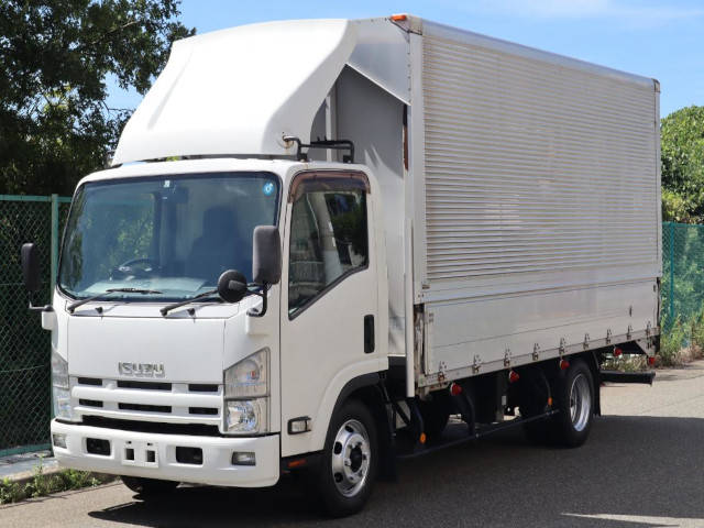 いすゞエルフアルミウイング小型（2t・3t）[写真03]