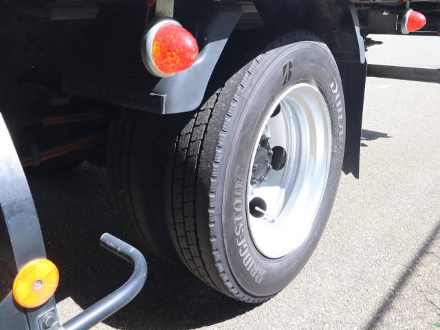 いすゞエルフアルミウイング小型（2t・3t）[写真35]