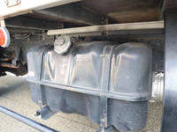 いすゞエルフアルミウイング小型（2t・3t）[写真40]