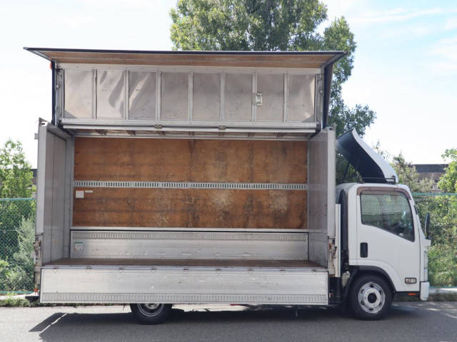 いすゞエルフアルミウイング小型（2t・3t）[写真05]