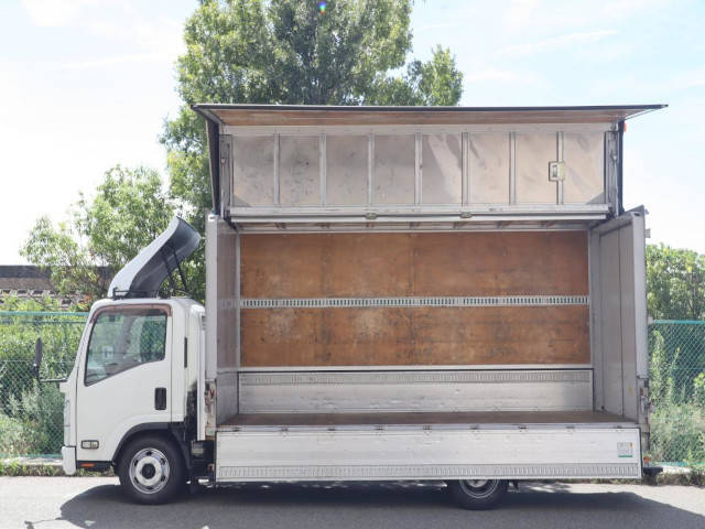 いすゞエルフアルミウイング小型（2t・3t）[写真06]