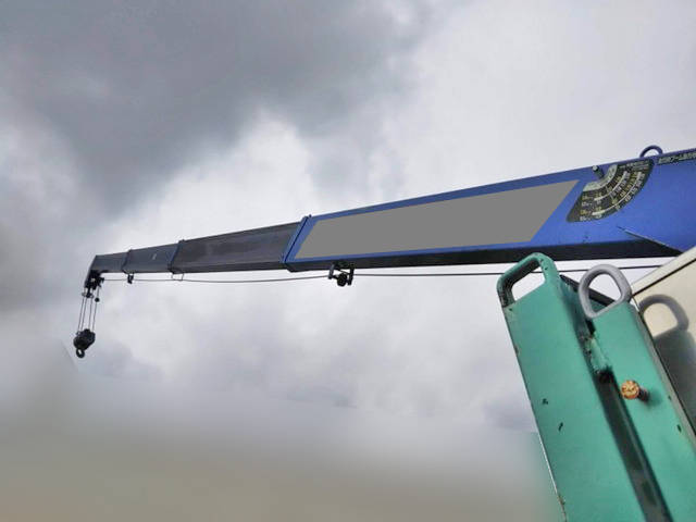 いすゞフォワードクレーン4段増トン（6t・8t）[写真12]