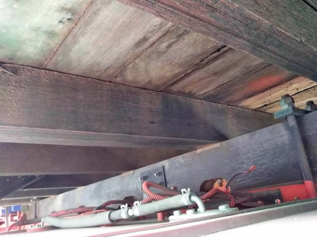 いすゞフォワードクレーン4段増トン（6t・8t）[写真19]