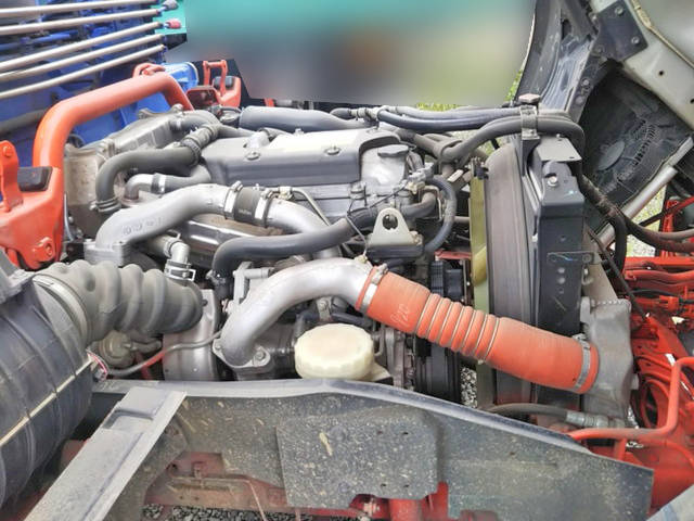 いすゞフォワードクレーン4段増トン（6t・8t）[写真25]