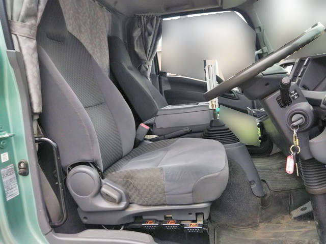 いすゞフォワードクレーン4段増トン（6t・8t）[写真29]