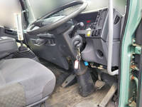 いすゞフォワードクレーン4段増トン（6t・8t）[写真30]