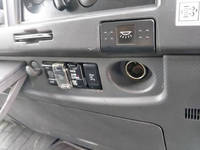 いすゞフォワードクレーン4段増トン（6t・8t）[写真34]