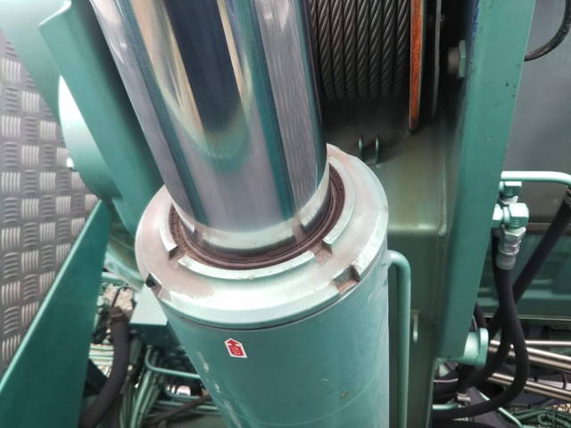 いすゞフォワードクレーン4段増トン（6t・8t）[写真11]