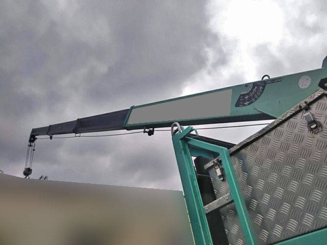 いすゞフォワードクレーン4段増トン（6t・8t）[写真13]