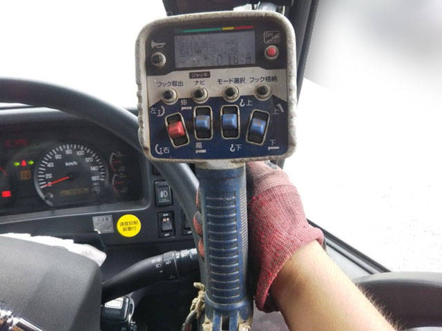 いすゞフォワードクレーン4段増トン（6t・8t）[写真14]