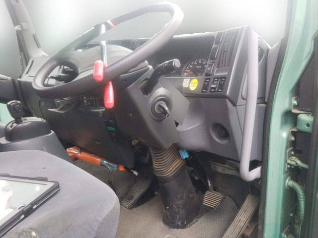 いすゞフォワードクレーン4段増トン（6t・8t）[写真25]