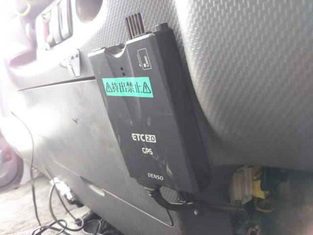 いすゞフォワードクレーン4段増トン（6t・8t）[写真28]