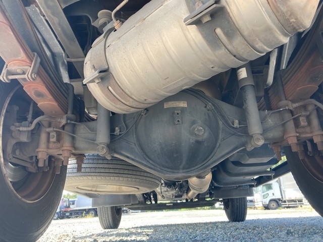 三菱ふそうキャンター平ボディ小型（2t・3t）[写真19]