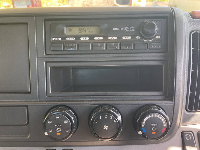 三菱ふそうキャンター平ボディ小型（2t・3t）[写真31]